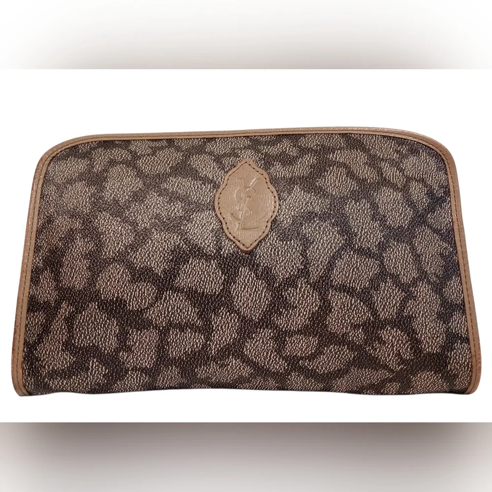 Yves Saint Laurent Giraffe Print Clutch/Cosmetic bag W/ COA - Picture 15 of 16